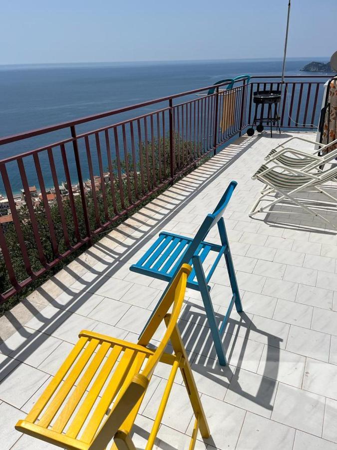 Casa Vacanze Luna Lejlighed Letojanni Eksteriør billede